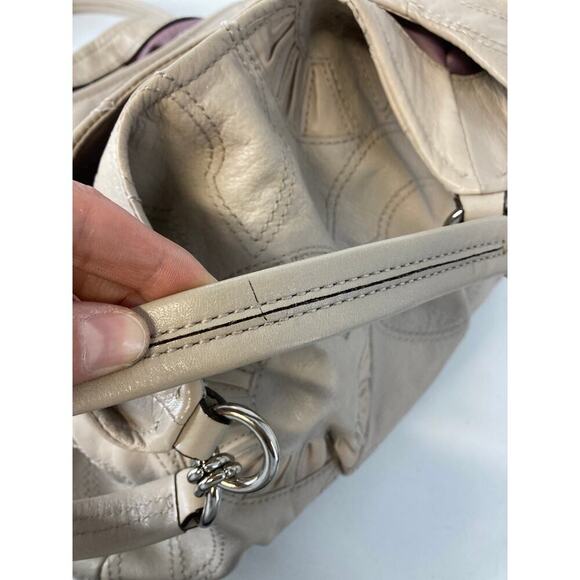 COACH 16504 LARGE SIGNATURE PRINT BONE COLOR SHOULDER BAG - Picture 16 of 16